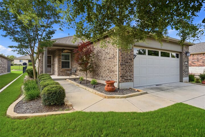 Property Photo: 821 Hamilton Lane TX 78633