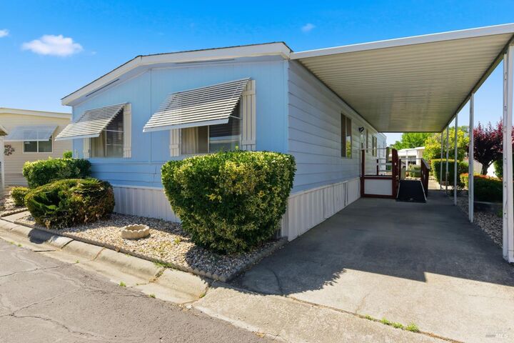 Property Photo: 70 Lemon Tree Circle 78 CA 95687