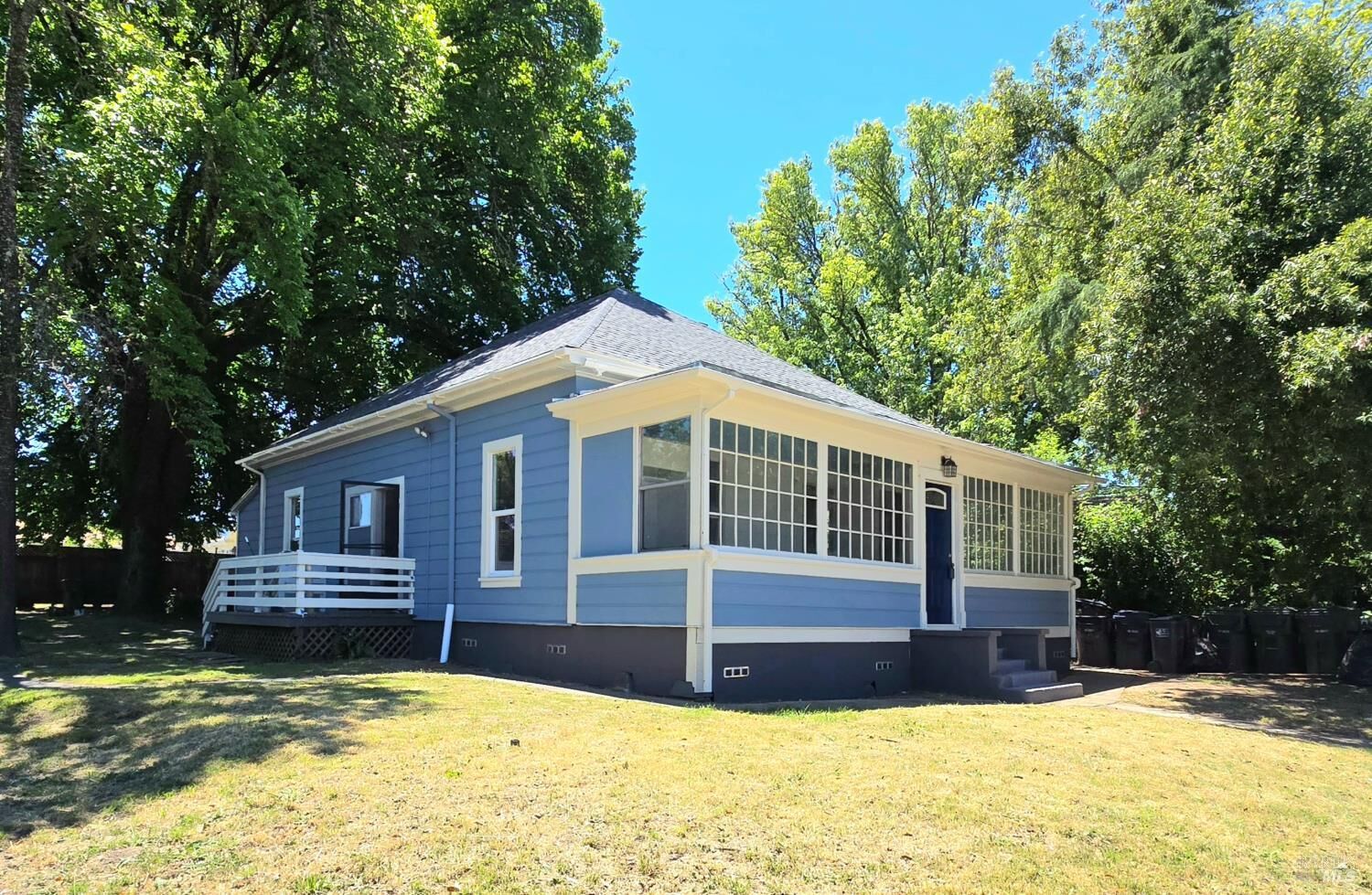 Property Photo: 487 E Valley Street CA 95490