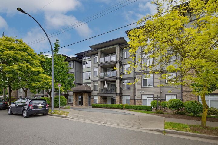 Property Photo: 2068 Sandalwood Crescent 403 BC V2S 3H6