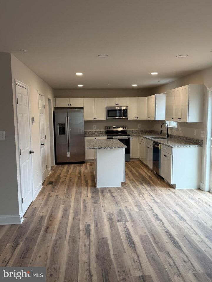 Property Photo: 11520 Ropeknot Road MD 20657