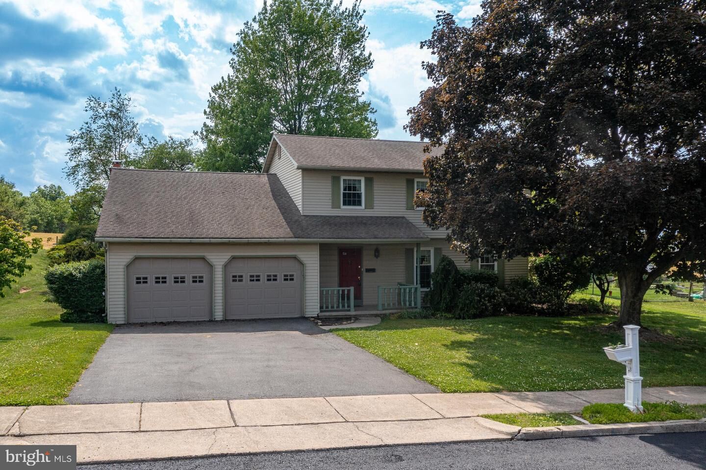 Property Photo: 140 Hoch Avenue PA 19562