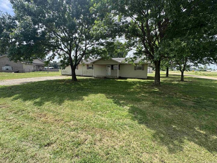 Property Photo:  44 Cr 146  AR 72422 