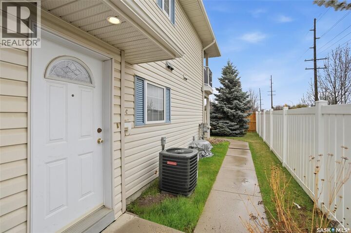Property Photo:  203C 425 Keevil Crescent  SK S7N 4R9 