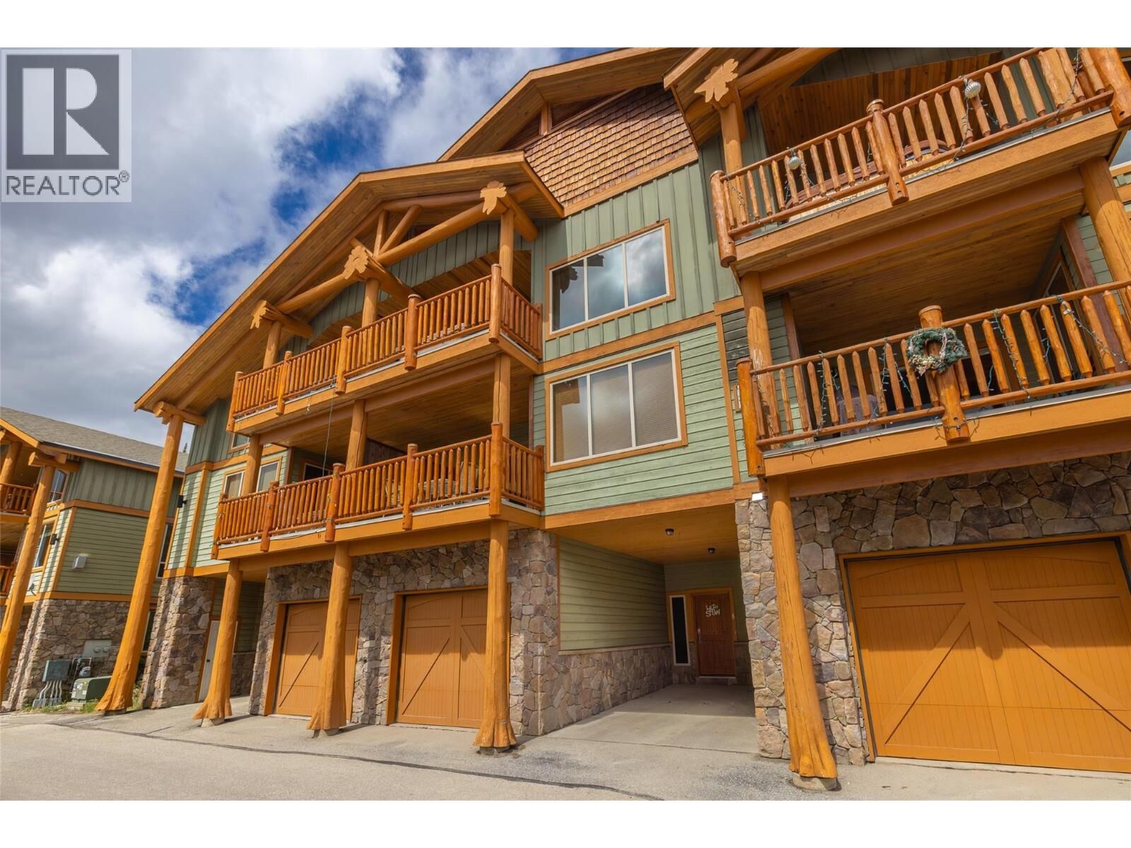 Property Photo: 5940 Snow Pines Way 8 BC V1P 1P3