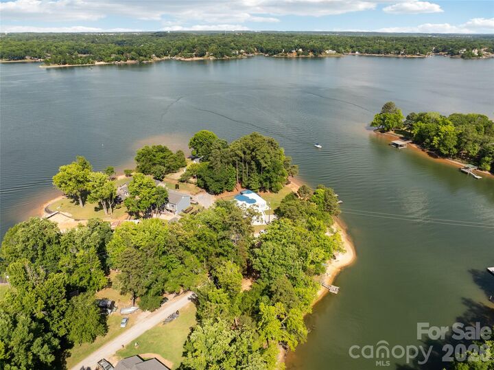 Property Photo: 3911 Sandy Point Drive SC 29745