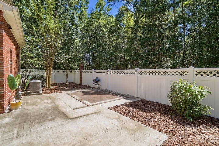 Property Photo:  10412 Berkeley Woods Lane  NC 28277 