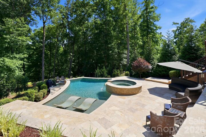 Property Photo: 11710 Egrets Point Drive NC 28278