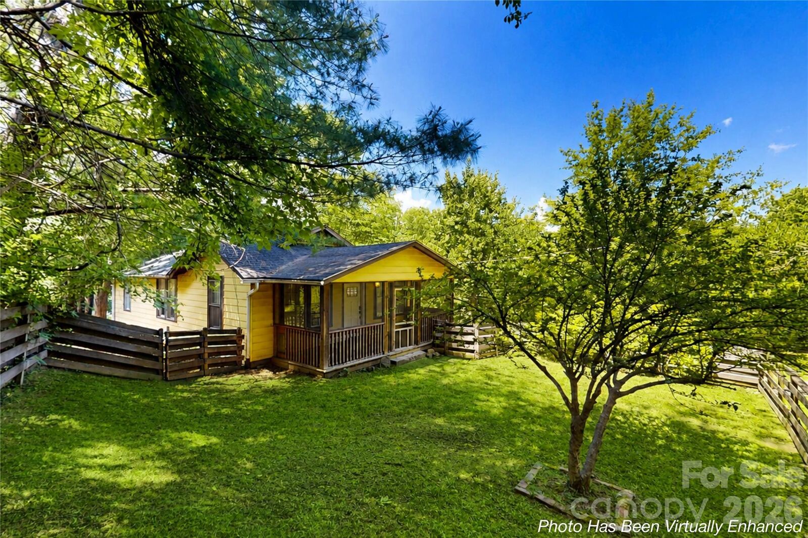 Property Photo:  33 Euclid Boulevard  NC 28806 