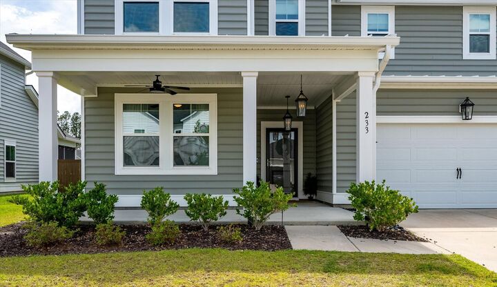 Property Photo:  233 Narrowleaf Avenue  SC 29485 