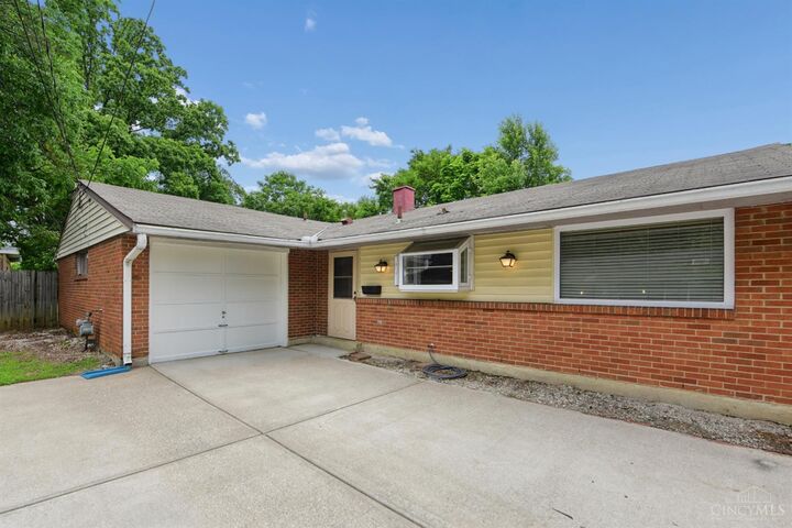 Property Photo:  4005 Haverstraw Drive  OH 45241 