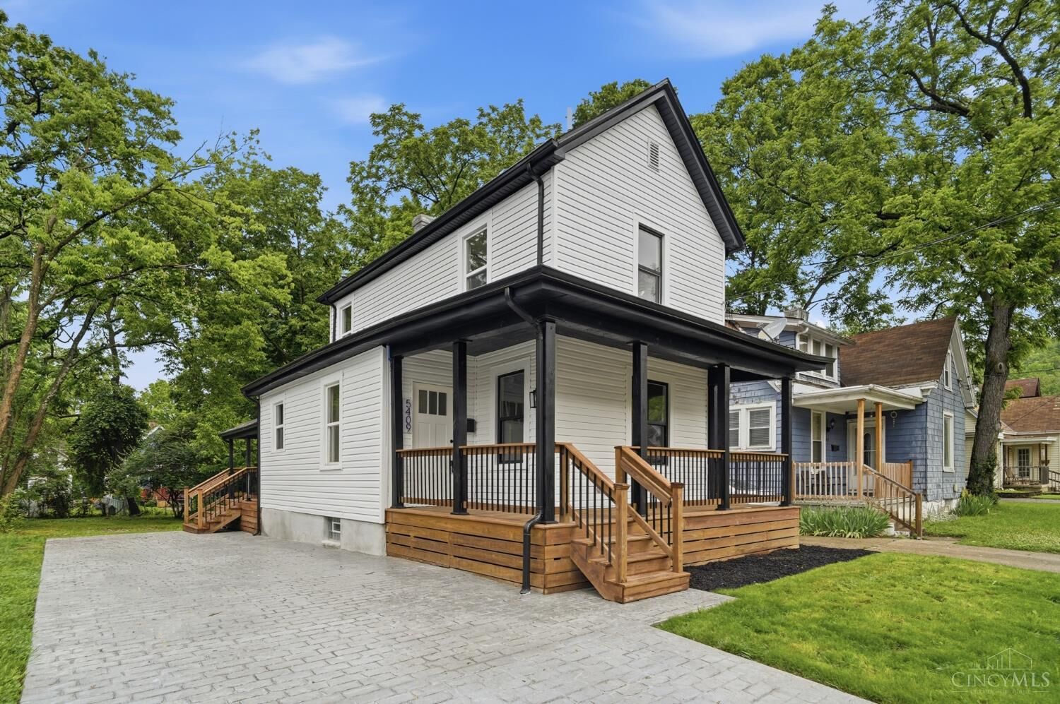 Property Photo:  5409 Whetsel Avenue  OH 45227 