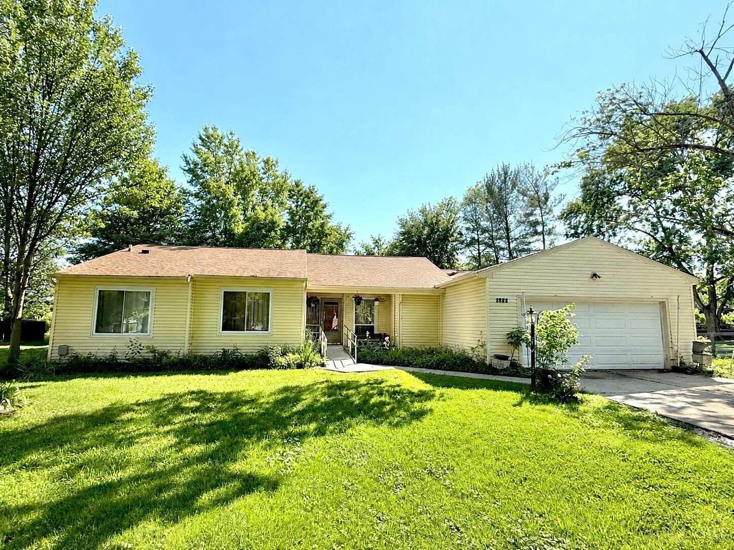 Property Photo:  6585 Bluebird Court  OH 45040 