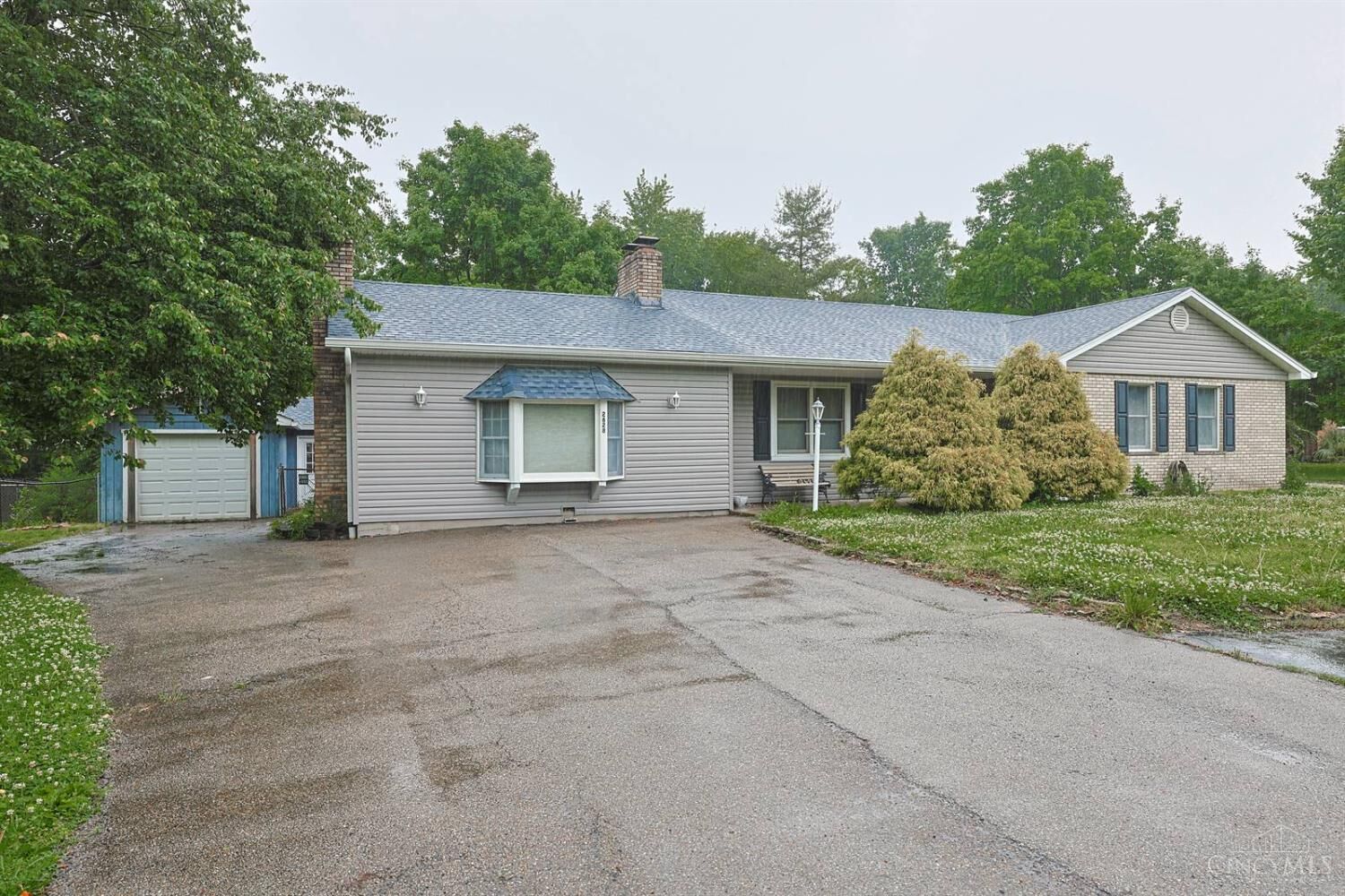 Property Photo:  2628 Oak Haven Drive  IN 47060 