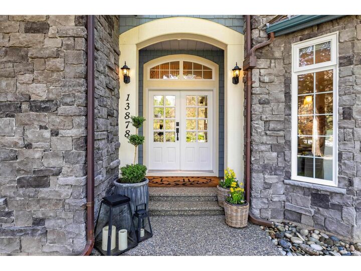 Property Photo:  13878 30 Avenue  BC V4P 2N2 