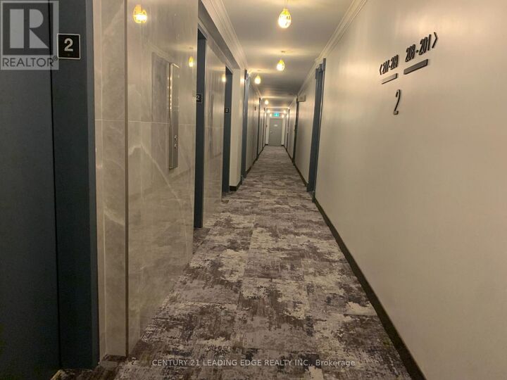 Property Photo:  40 Homewood Avenue 208  ON M4Y 2K2 