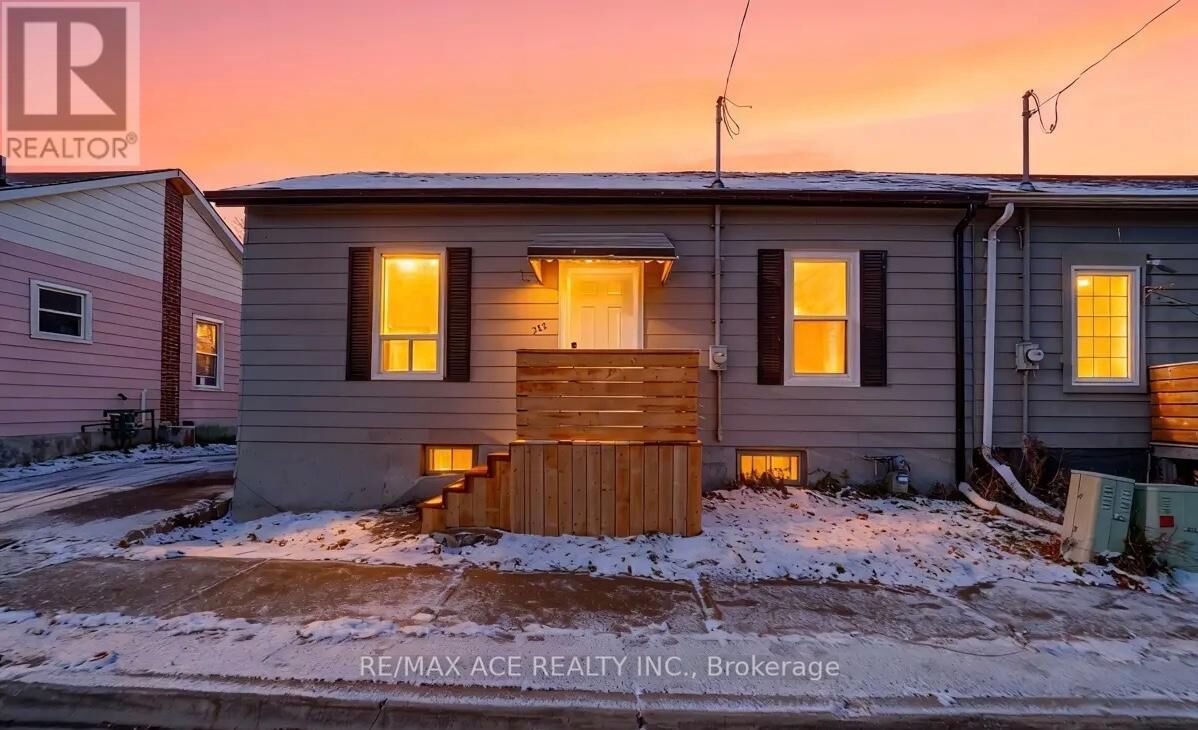 Property Photo:  288 Celina Street  ON L1H 4P1 