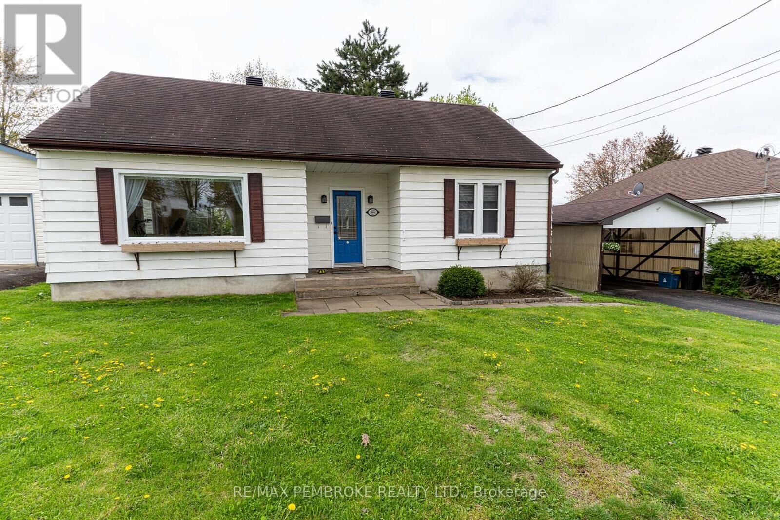 Property Photo: 144 Morris Street ON K8A 2K8