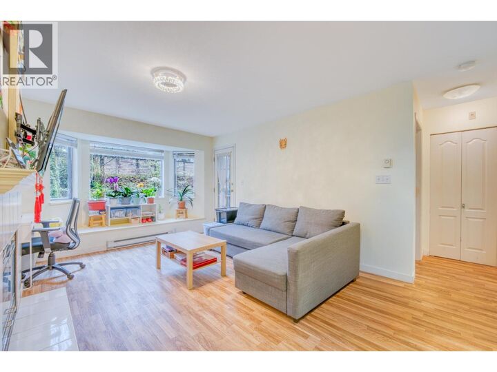 Property Photo:  3738 Norfolk Street 207  BC V5G 4V4 