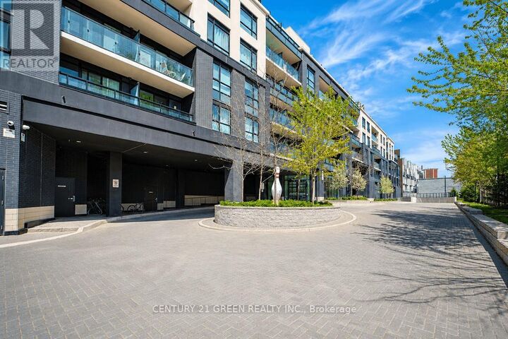 Property Photo:  1401 O'Connor Drive 415  ON M4B 2V5 