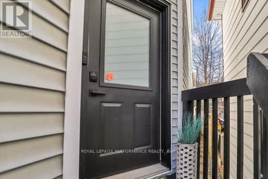 Property Photo: 221 Desrosiers Street ON K1L 7T2