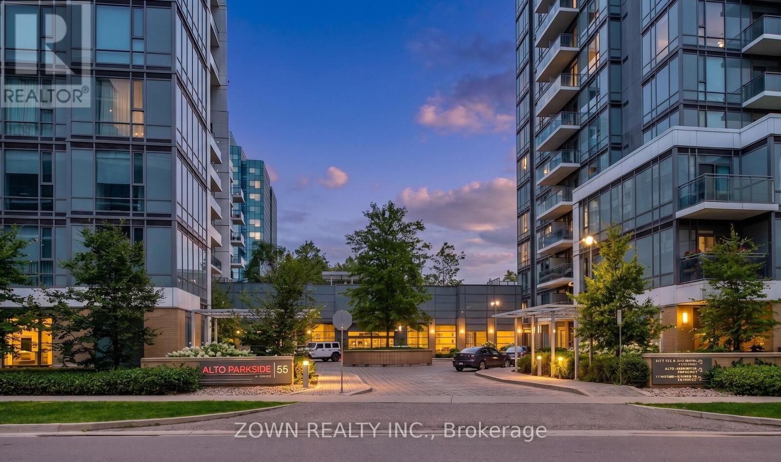 Photo de la propriété:  55 Ann O'Reilly Road 0124  ON M2J 0E1 