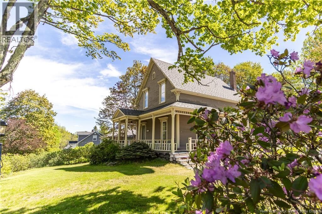 Property Photo:  70 Everett Street  NB E5N 5B1 