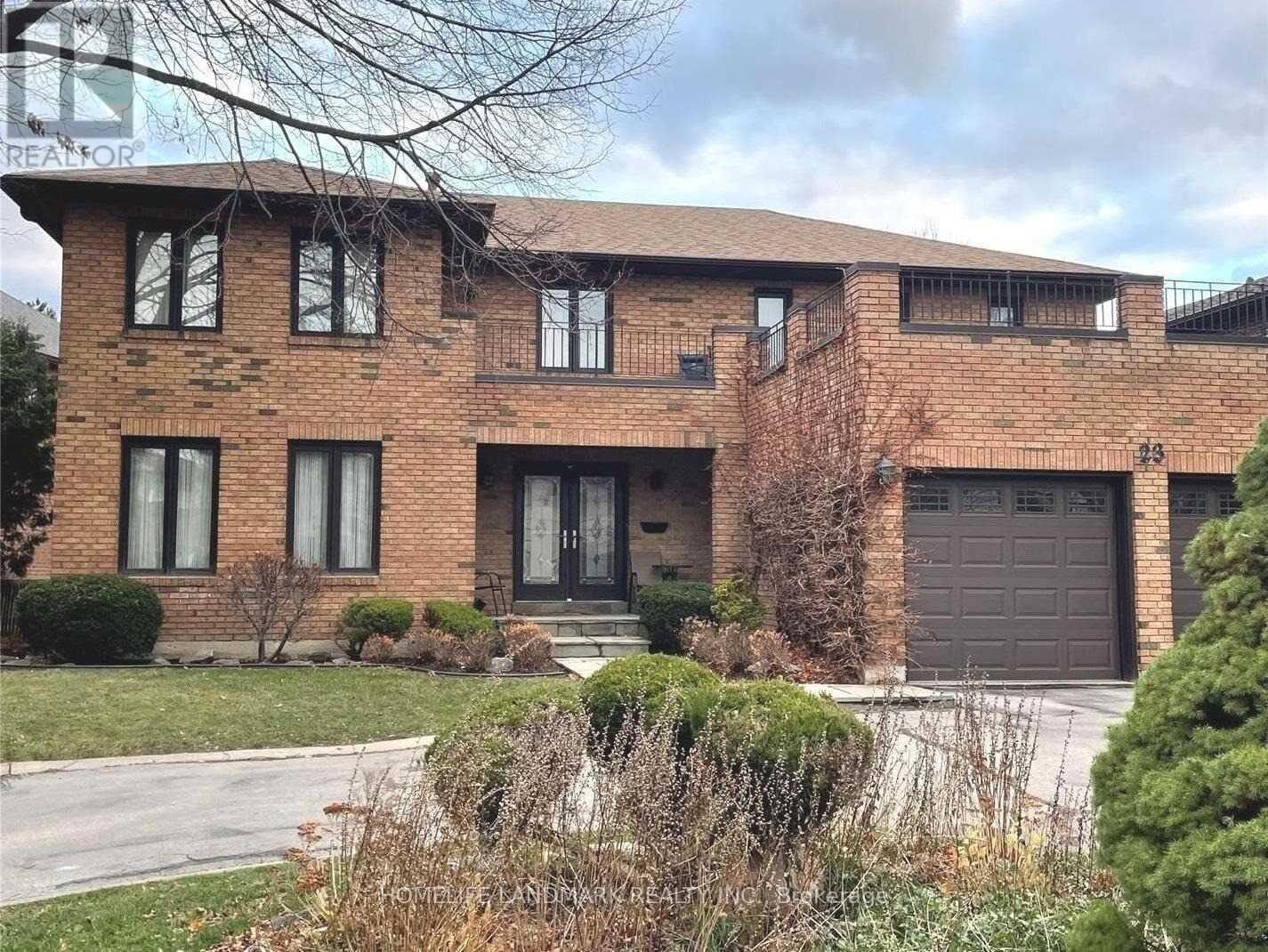 Property Photo:  23 Pennycross Court Unit#2  ON L4L 3M6 