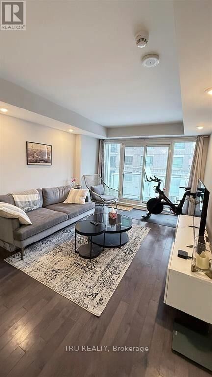 Property Photo:  195 Besserer Street 303  ON K1N 0B6 