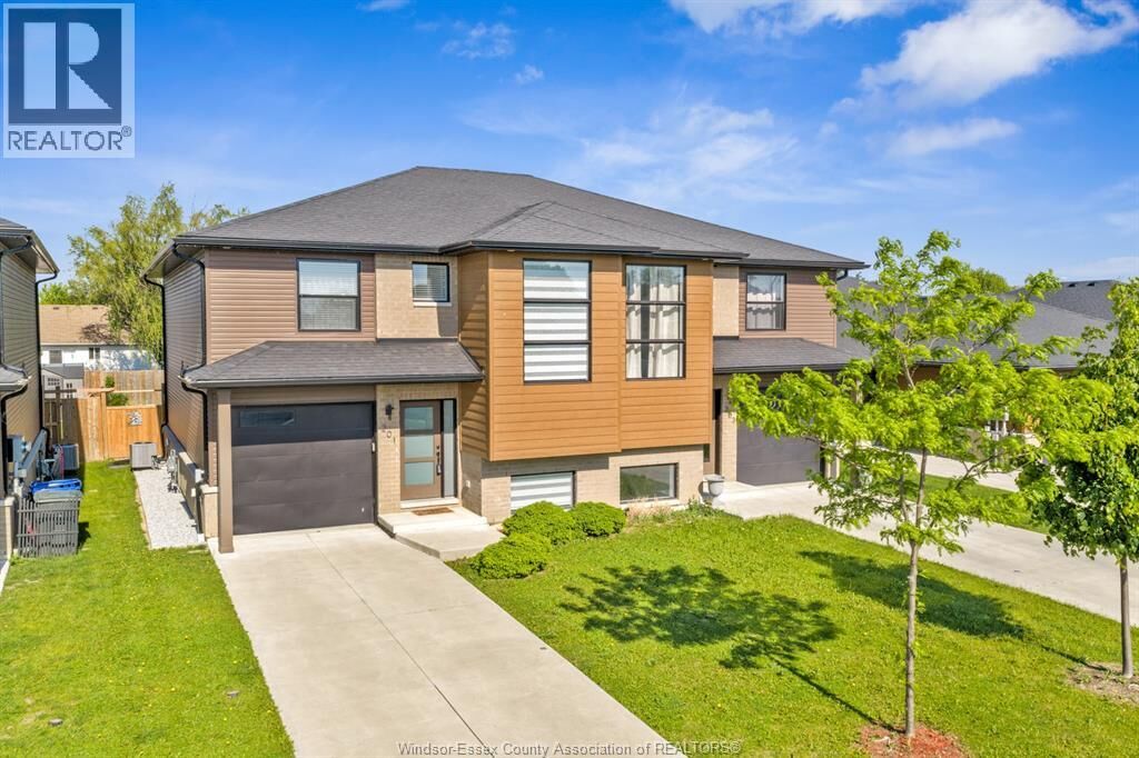 Property Photo:  201 Meadowview Avenue  ON N9V 0G1 