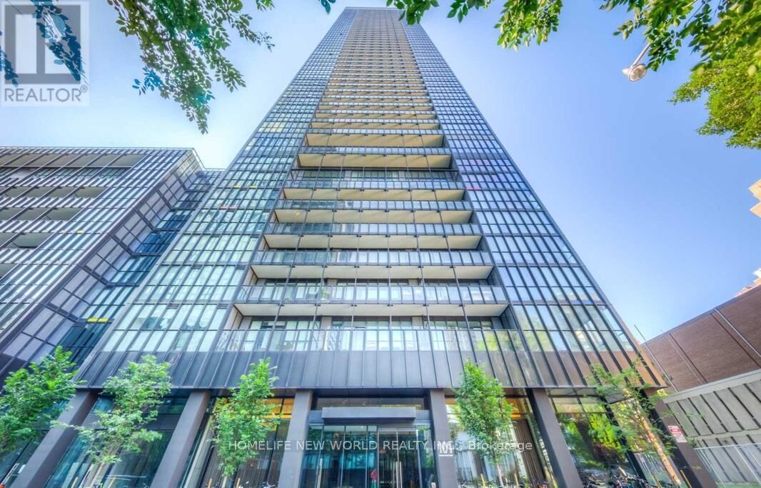 Property Photo:  101 Charles Street East 1306  ON M4Y 0A9 