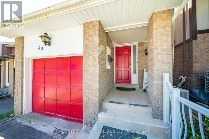 Property Photo: 49 Croach Crescent ON M1S 4H9