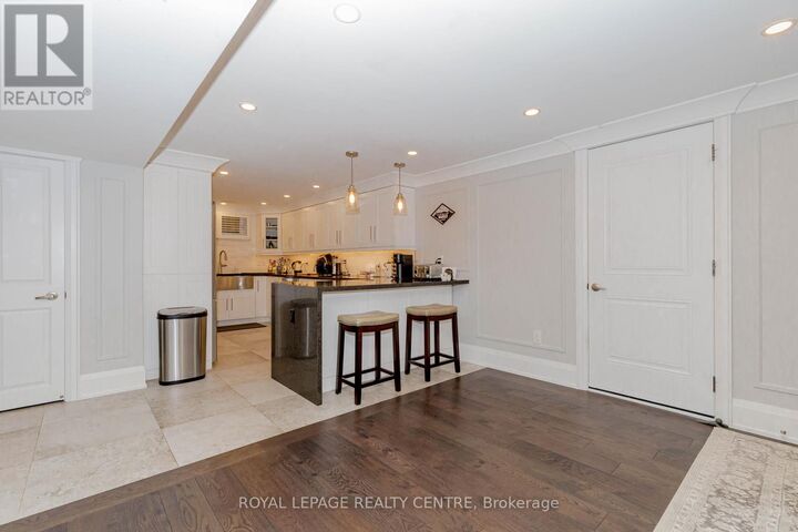 Property Photo:  326 Slade Crescent Lower  ON L6K 3R4 