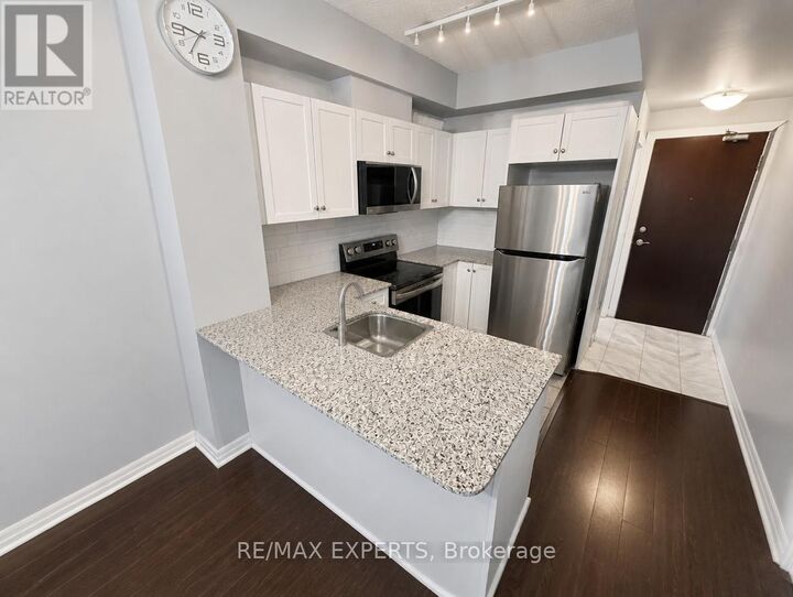 Property Photo:  1359 Rathburn Road  ON L4W 5P7 