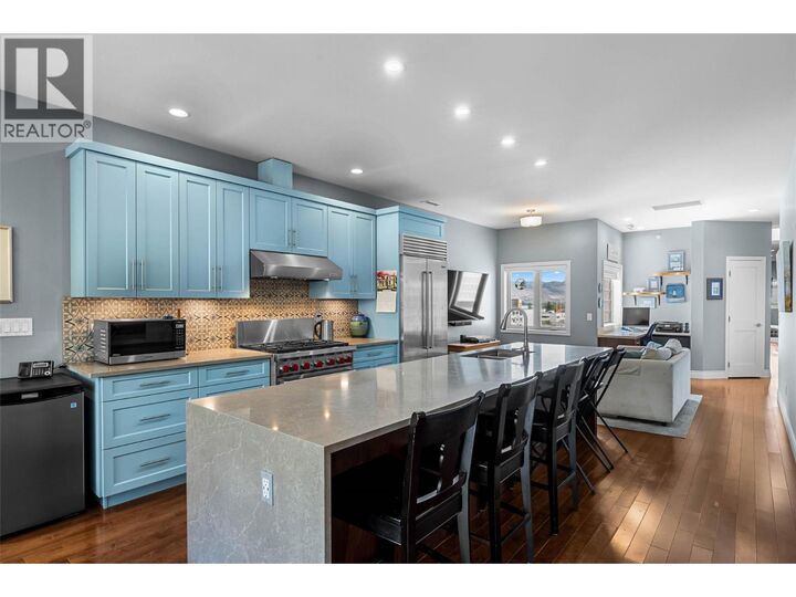Property Photo:  370 Battle Street 401  BC V2C 2L6 