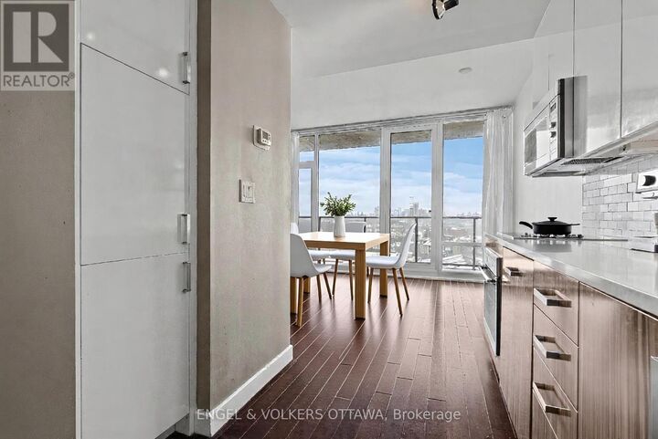 Property Photo:  201 Parkdale Avenue 807  ON K1Y 1E8 