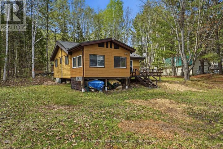 Property Photo:  10 Harriets Point Road  ON K0L 2R0 