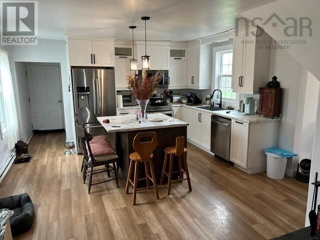 Property Photo: 8863 Highway 2 NS B0M 1L0