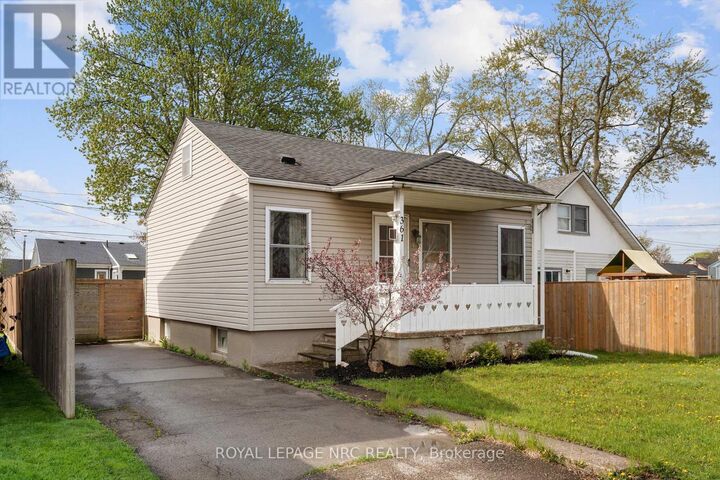 Property Photo:  361 Lincoln Street  ON L3B 4N6 