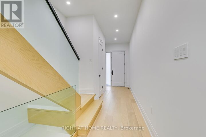 Property Photo:  5 Enfield Avenue  ON M8W 1T6 
