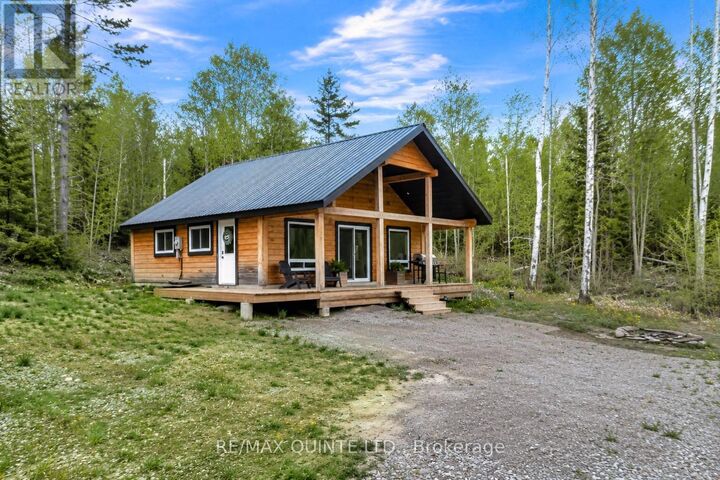 Property Photo: 34 Elm Lane ON K0L 1W0