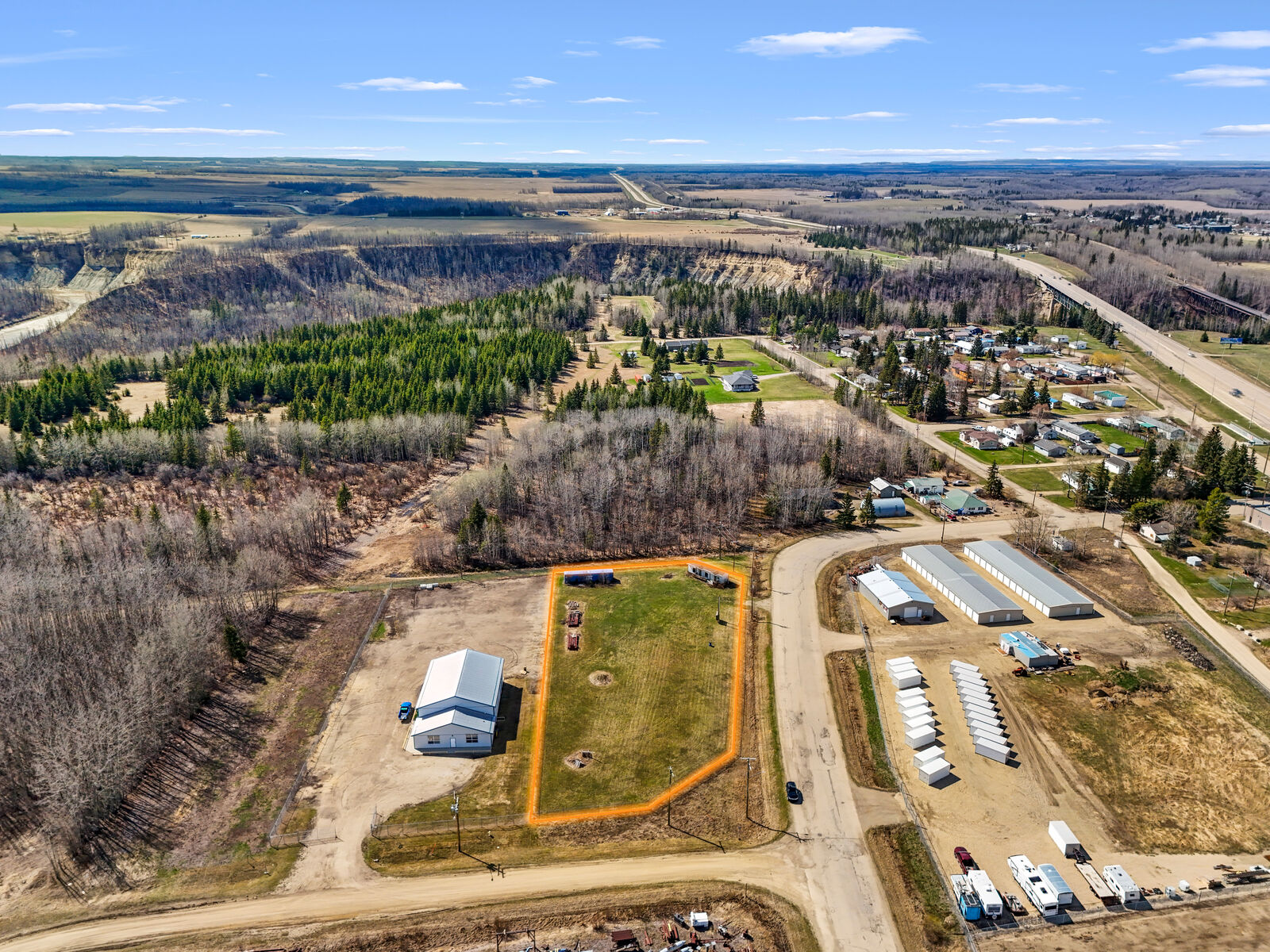 Property Photo:  5107 45 Ave  AB T0E 0S0 