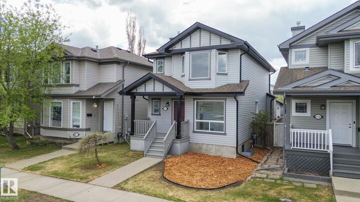 Property Photo:  20339 58 Avenue NW  AB T6M 2Z2 