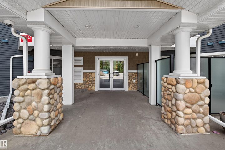 Property Photo: 6084 Stanton Drive SW 215 AB T6X 0Z4