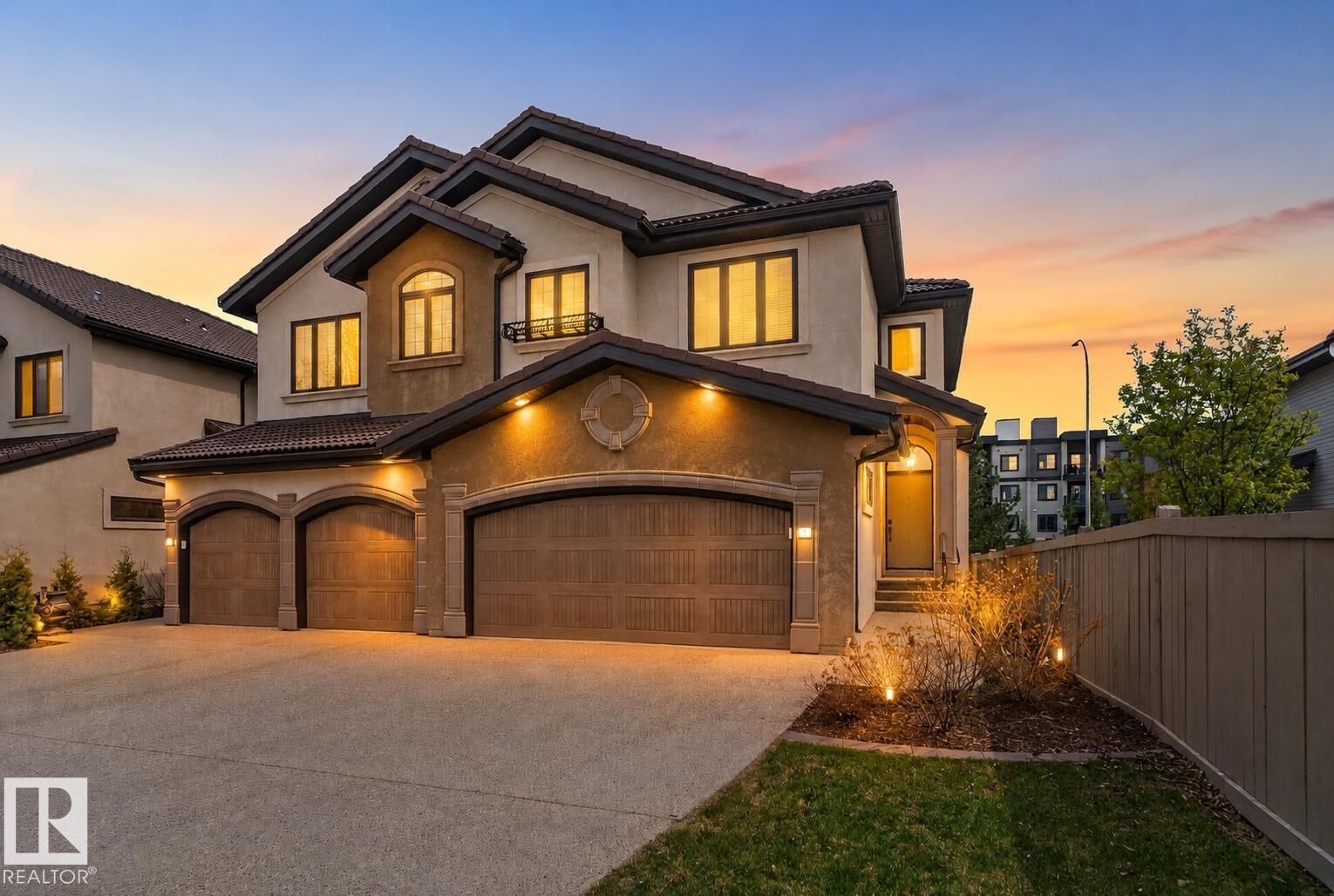 Property Photo: 1030 Connelly Way SW 1 AB T6W 2G2