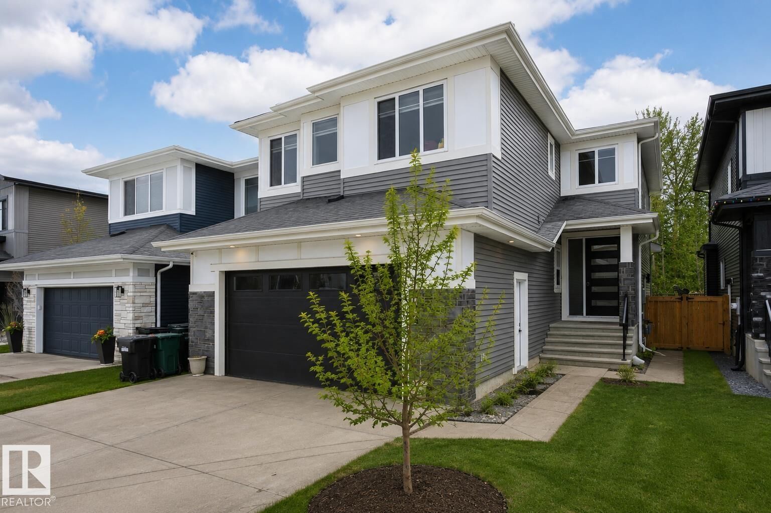Property Photo:  37 Brunswyck Crescent  AB T7X 0Y9 