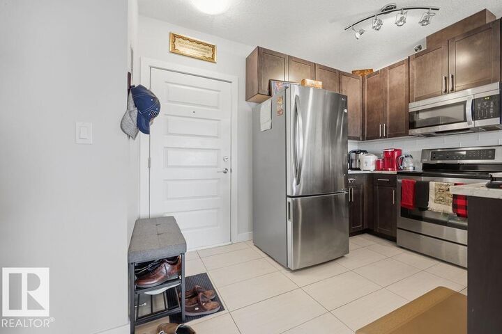 Property Photo:  5151 Windermere Boulevard SW 433  AB T6W 2K4 