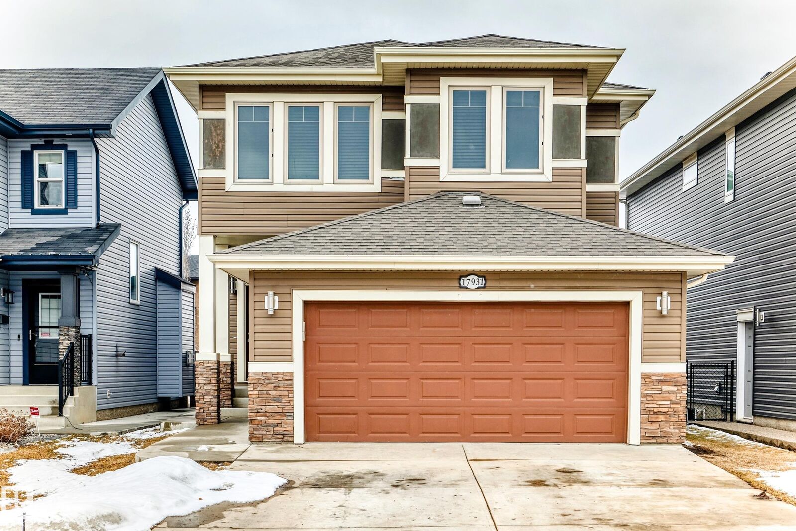 Property Photo:  17931 78 Street NW  AB T5Z 0L7 