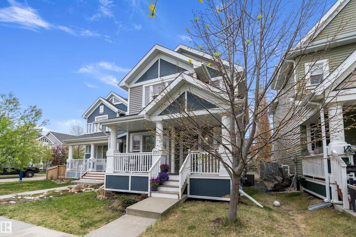 Property Photo:  2007 74 Street SW  AB T6X 0V7 