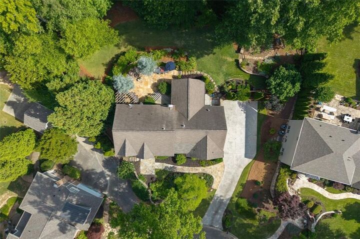 Property Photo: 1018 Redfield Lane GA 30338